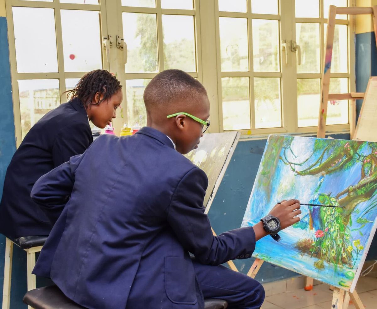 Pupils painting